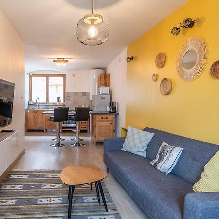 Apartamento Reflet Des Alpes Furnished Flat Annecy Exterior foto