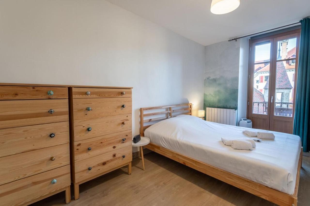 Apartamento Reflet Des Alpes Furnished Flat Annecy Exterior foto