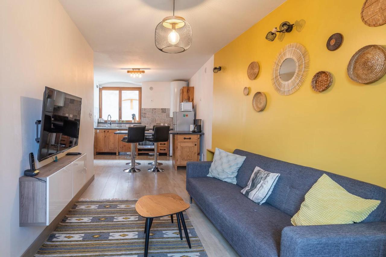 Apartamento Reflet Des Alpes Furnished Flat Annecy Exterior foto